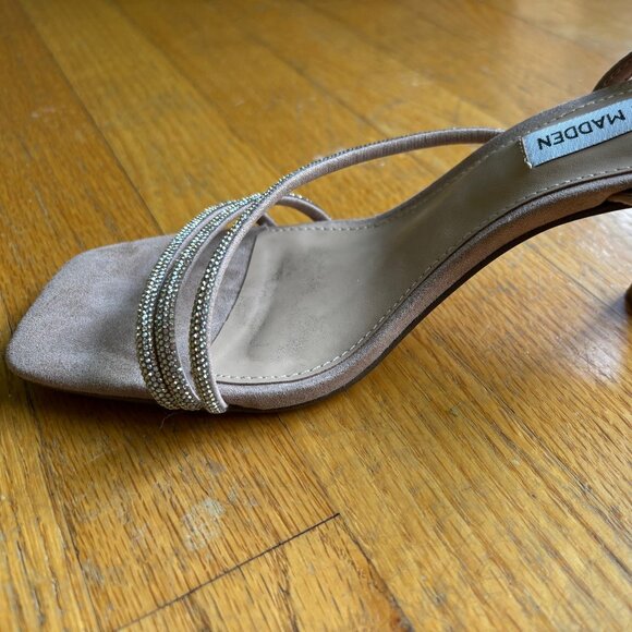 Steve Madden Strappy Sparkly Heel - Size 6.5 Women - Picture 3 of 12